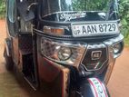 Bajaj RE 205 2014