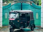 Bajaj RE 2000