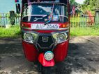 Bajaj RE kik salsatar 2014