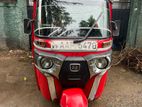 Bajaj RE 2015