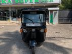 Bajaj RE 205 2011