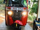 Bajaj RE three wheel 2018