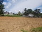 BANDARAGAMA : 70P PRIME LAND FOR SALE in Manickwatta