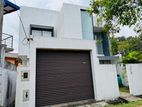 Bandaragama road luxury house for sale - Piliyandala