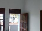 (BAR4205) Upper floor house in Thalawathugoda