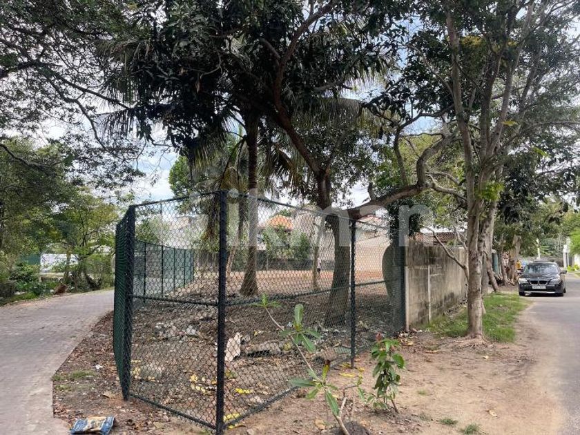 Bare Land For Sale in Hulugagoda Road Mount Lavinia ikman