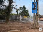 Baththaramulla Akuregoda Main Road Facing Land Sale