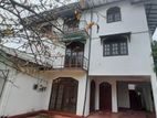 Battaramulla 3BR 2nd floor house for rent