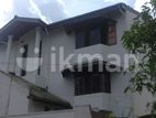 Battaramulla : 4BR (12P) Luxury House for Sale