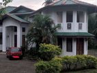 Battaramulla : 5 A/C BR (45P) Fully furnished Luxury House for rent