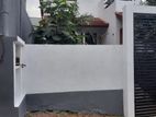 BATTARAMULLA : 6-BR (13.5P) MODERN HOUSE FOR SALE