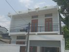 Battaramulla : Brand New 4BR (8P) Luxury House for Sale in Thalangama