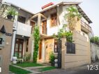 Battaramulla Fully Firnished 2 Story House for Rent ( R- 750)