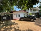 Battaramulla - Land With Three Usable Houses for sale