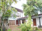 Battaramulla Luxury 3 Bedroom house for rent