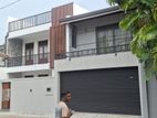 battaramulla luxury house for