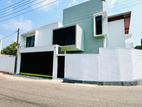 Battaramulla Modern Luxury 14.5 Perches House for Sale