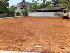 BATTARAMULLA - PELAWATTA TOWN SUPERB LUXURIOUS LAND SALE