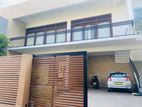 Battaramulla - Second Floor House for rent