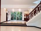 Battaramulla Spacious Five Bedroom house for rent