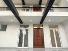 Battaramulla, Unfurnished, 3 Story House For Rent (MG1316)