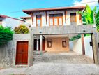 Battaramulla Wickramasinghapura Luxury House for Sale in Prime Location