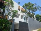 Battaramulla -Wickramasinghepura 03 Storied Brand New Apartment for Sale