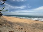 Beach Land for Sale in Pamunugama