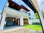 Beautiful 2-Storey Luxury Home for Sale – Hokandara