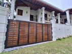 Beautiful B/n 2st Super Luxury House Piliyandala Juncti