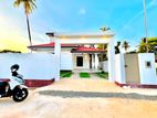 Beautiful Best Condition Brand New Single Story House Sale In Negombo