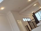 Beautiful Brand New 2 Story House for 12 Months Lees, Near Waters Edge.