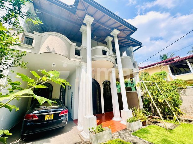 Beautiful Family House for Sale – Battaramulla Area