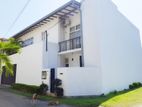 Beautiful house for rent in Lotus Grove, Dehiwala (C7-6637)