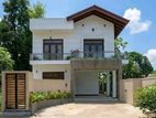 BEAUTIFUL HOUSE FOR SALE CLOSE TO HIGHLEVEL ROAD
