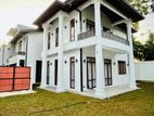 Beautiful House for Sale Talawathugoda
