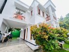 Beautiful House For Sale Talawatugoda