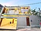 Beautiful House with Paddy Field View – Pannipitiya