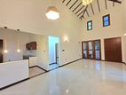 Beautiful Location / Brand New Mordern House in Kahatuduwa