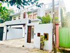 Beautiful Luxury House for Sale in Thalawatugoda