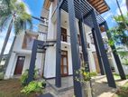 Beautiful Luxury House for Sale Nugegoda