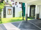 Beautiful Luxury House Piliyandala