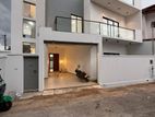 Beautiful Luxury House Sale Athurugiriya