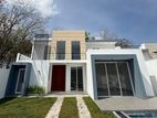 Beautiful Luxury Living In. Piliyandala