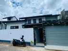 Beautiful Luxury Single Storey House for Sale Athurugiriya