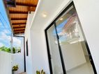 Beautiful Modern House for Sale in Athurugiriya