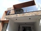 Beautiful Newly Renovated house for sale in Walisara, Nagoda (C7-3170)