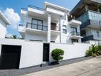 Beautiful Rooftop House for Sale Near Kottawa