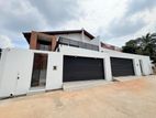 Beautiful Super Luxury House For Sale Battaramulla