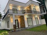 Beautiful Three Store House for Sale in Minuwangoda